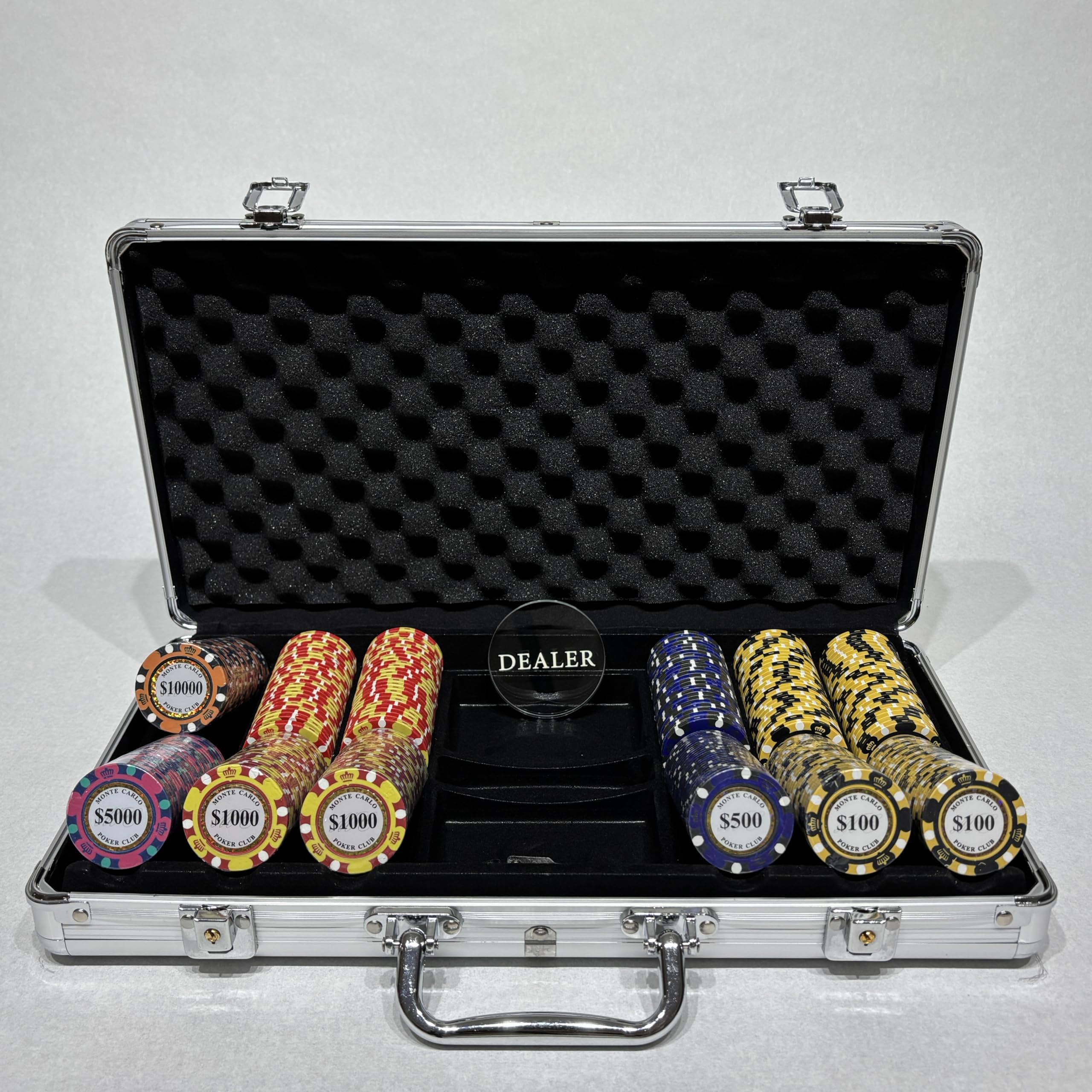 Amazon | モンテカルロ ポーカーチップ 300枚セット ケース付